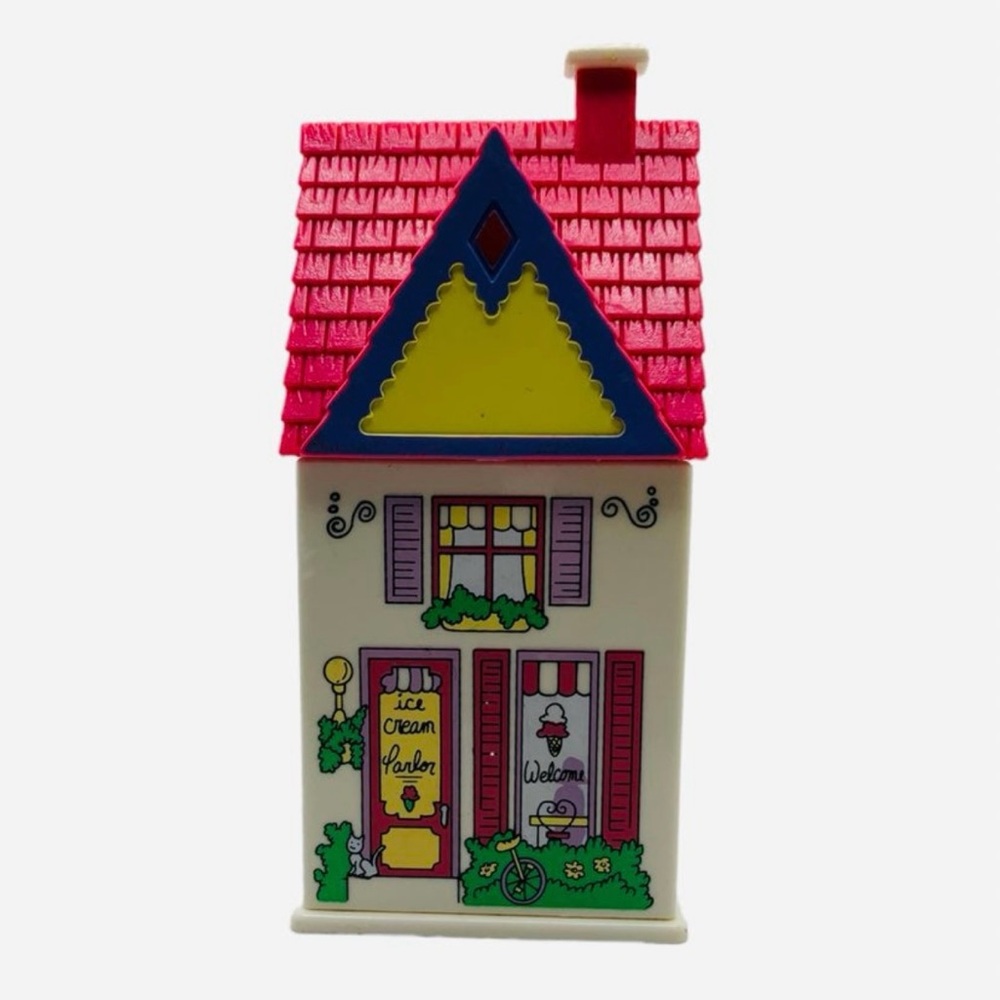 1993 Reader's Digest Mini Plastic Ice Cream Parlor